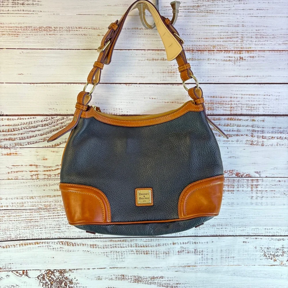 Vintage Dooney & Bourke Hobo Bag Med Black Tan Pebbled Leather Preppy Timeless